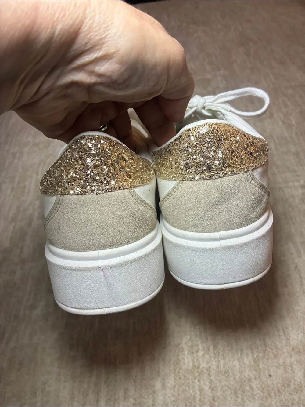Vintage Havana White‎ Sneakers with Gold Accent